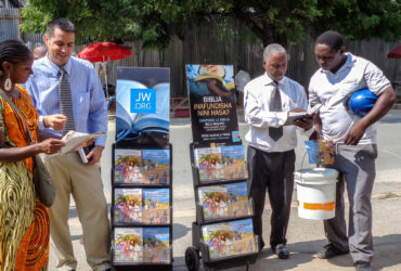 Les Témoins de Jéhovah acceptent les transfusions sanguines sous conditions