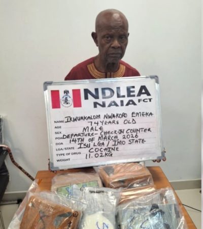 Nigeria : un homme de 74 ans arrêté avec 11 kg de cocaïne