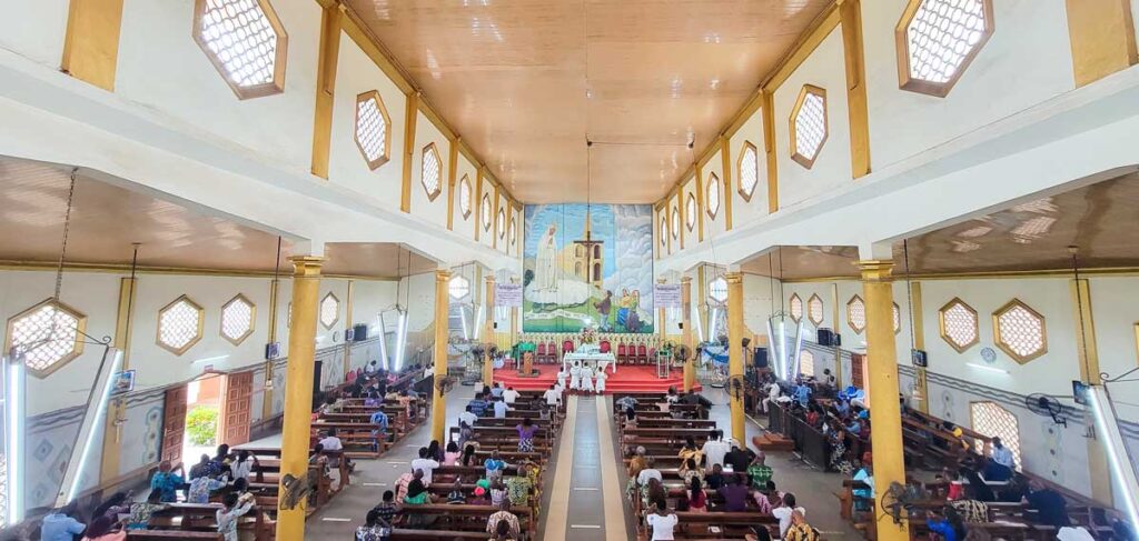 Crise financière des séminaires au Togo : l’Église lance un appel urgent aux dons