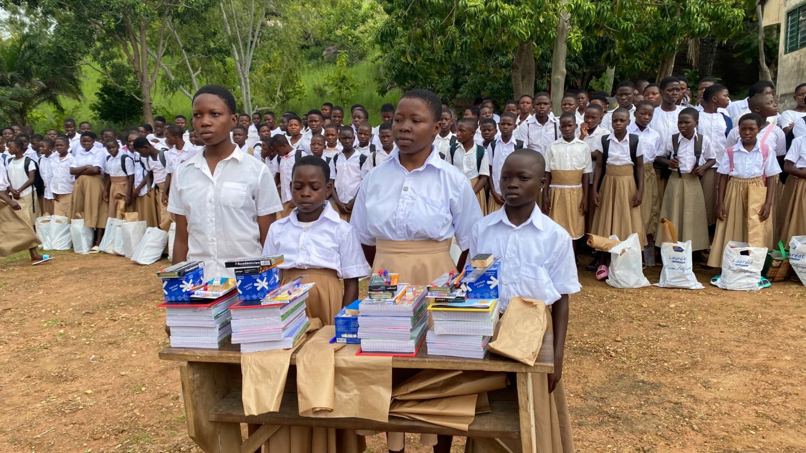 Togo / SWEDD+ : 23 141 kits scolaires distribués aux filles dans la région de la Kara